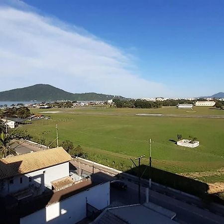Lindo E Aconchegante Apartamento 乌巴图巴 外观 照片